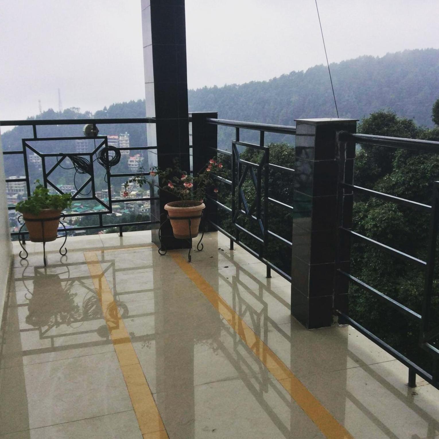 Oasis Guest House Bhagsu D'Shala Dharamshala Dış mekan fotoğraf